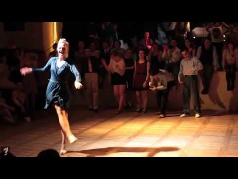 Band ODESSA Девочка в платье из ситца