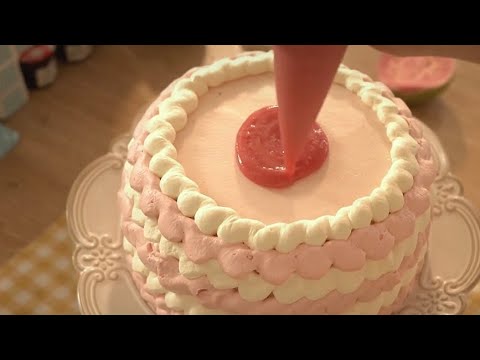 قصه زواج بين شخصيين تبدا بح ب من طرف واحد