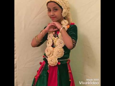 تصميم عن العروسة الصغيرة وداد الطويل مع زهرات