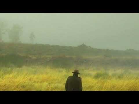 أغنية أناديكم بدون موسيقى