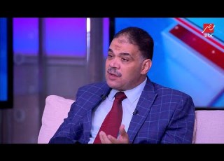 ياسمين عز الست اللي بتقول لجوزها حاضر ونعم دي ملكة مصطلح الجارية ده هناك في مسلسل حريم السلطان