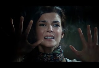 واحدة بتدخل أوضة معزولة في شقة حبيبها وبتنسى المفتاح فبتتحبس جوا مدا الحياة The Hidden Face