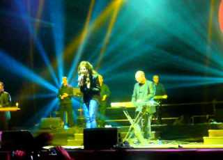  Nancy Ajram Lawn Ayounak Live In Milano