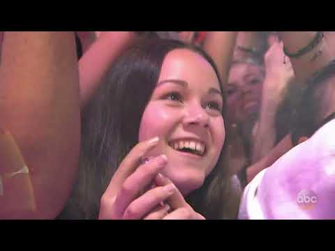 Justin Bieber S 2016 The American Music Awards Let Me Love You HD