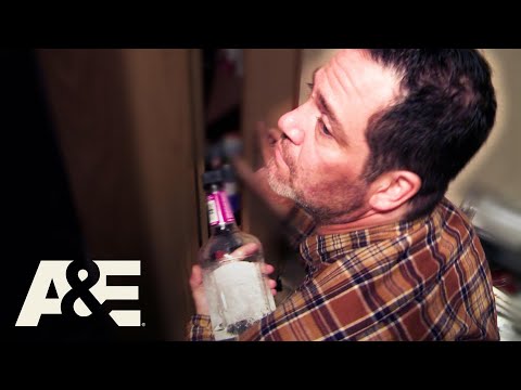 Intervention Daniels Drinks A GALLON Of Vodka A Day To Quiet The Voices A E