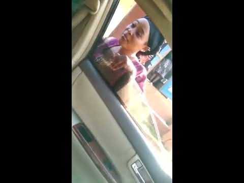 Malaya Sinza Akiomba Mzigo Jamaa