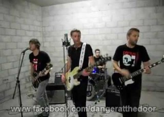  Part Time Lover OFFICIAL Clip Danger At The Door RØDE Rocks Competition