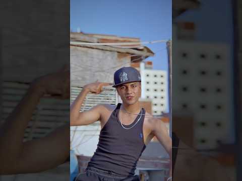 قامو 16راجل وماسكين اسلحه وسحبين