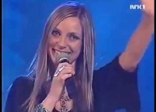  Hitchin A Ride LIVE Liv Marit Wedvik