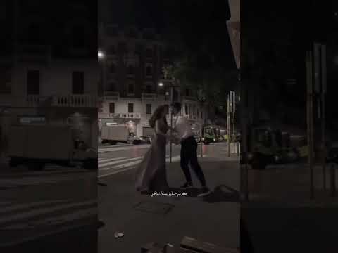 والقى غصب عني بشتاق لك