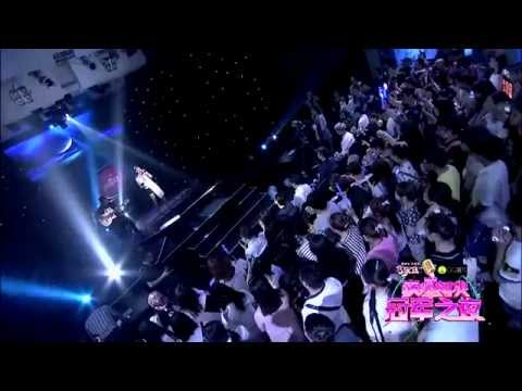 Tia RAY袁娅维 旅行中忘记 QQ音乐巅峰对决冠军之夜20150531