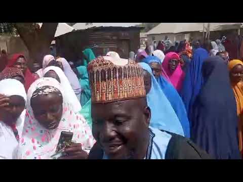 Zakiru Alhaji ISAH BURAKA ANNABI Live Performance