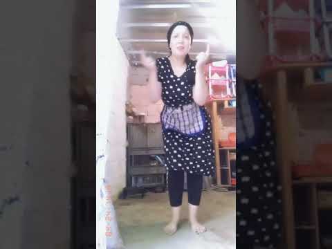 لابسة الفيزو اعطيني بيزو