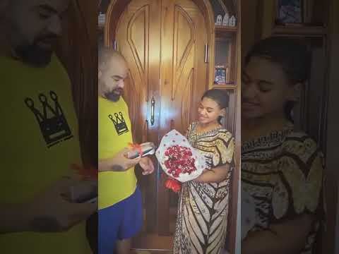 Tazama P Funk Majani Alivyompatia Binti Yake Paula Zawadi Leo Siku Ya Valentine S Day Shortvideo