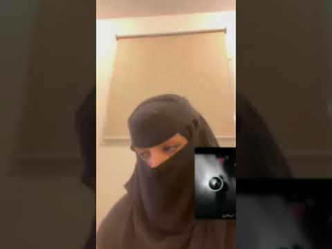 سعودية جاعدة تجلخة في البث جاعدة على صناعي