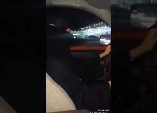  امرأة تسوق في مدينة الطائف