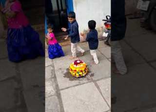  Annalaku Bathukamma Nerputhunna Chelli