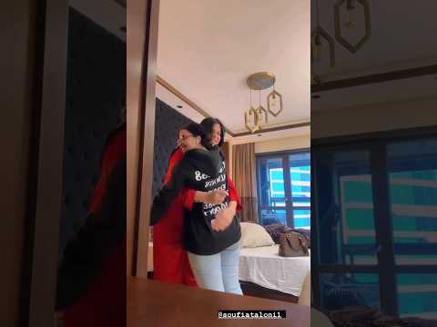 صوفيا مسخاتش بي حتى انا اختي وحبيبتي اعز ما عندي وشحال من واحد كايتمناة هذة اللحظة