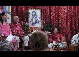 Yogi Mahajan Talk With Czech Yogis