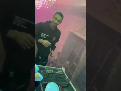 يا شقيقي على راسي انت النص التاني اساسي يا شقيقي على راسي انت النص التاني اساسي