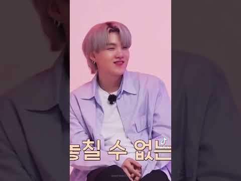 بتس يغنون اشهر اغنية كورية اوبا ڨانا ستار شوفو شوڨا مع الاخير