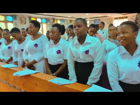 Nitakushukuru By John Mgandu Kwaya Ya Kristo Mfalme Kizota KKMK Live Performance