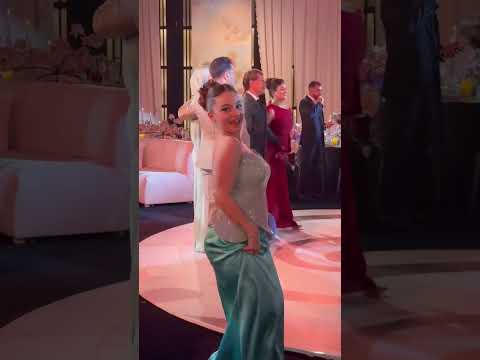 رقص بيسان ع اغنيه يامنعنع رهيببب بيسان اسماعيل رقص بيسان ع اغنيه يامنعنع رهيببب بيسان اسماعيل