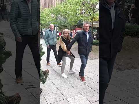 از ترس تو خودش جیش کرد Shorts دوربین مخفی