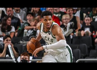 Highlights Bucks 125 Hawks 91 Bucks Blow Out Atlanta In Game 2 6 25 21