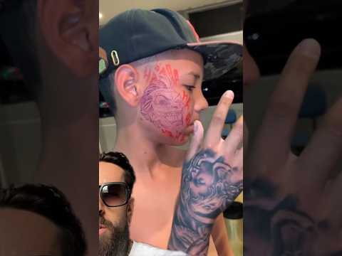 NIÑO CHOLO De 10 AÑOS Se TATÚA A EL BROMAS En La CARA