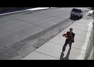Watch This 8 Year Old Sister Save Her Baby Brother From Kidnapping
