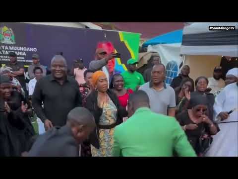 Mwili Wa William Lukuvi Wapokelewa Kwa Ngoma Na Machifu Wa Kihehe Nyumbani Kwake Gangilonga Iringa