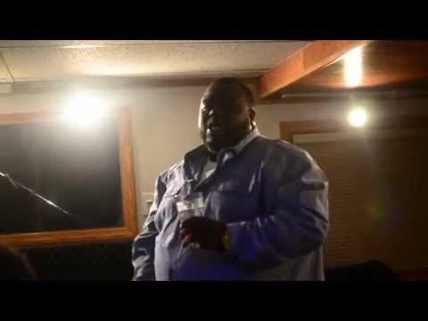 Big Bus Ft FAMO MULA