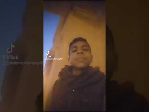 اغنيه ولع ولع قلبي لما شافها ولا كان بيروح بس يا حاجه فيها يرجع راحوا لقاها ماشيه بتدلع اغنيه ولع ولع قلبي لما شافها ولا كان بيروح بس يا حاجه فيها يرجع راحوا لقاها ماشيه بتدلع