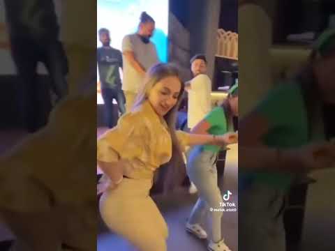 دبكة لانا ولين مع سارة خطيبت غيث بعيد ميلاد إسلام اسامة مروة خاف منهم Shorts