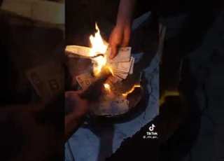  فلوس كتير