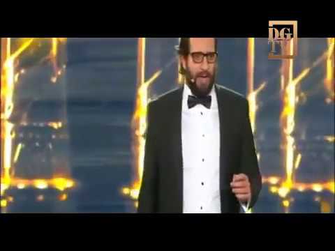 احمد امين حيموتك من الضحك بيتريق علي كل الناس حتي نفسة