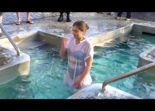 ICE HOLE BATHING 17 COLD WATER SWIMMING WINTER EPIPHANY BAPTISM 2026
