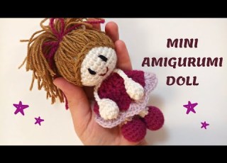  Mini Amigurumi Doll