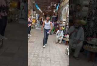 شاهد عبدو سعيد صاحب المشية العجيبة ابوبيرنجات ههههههه اضحك من قلبك ريمكس