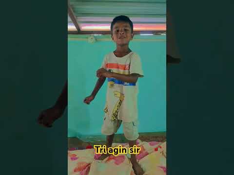 Aaio Paisa Gaio Paisa Gere Aye Thore Lisa Funny Rap Dance