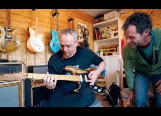 The Birth Of An Electric Guitar לידתה של גיטרה חשמלית