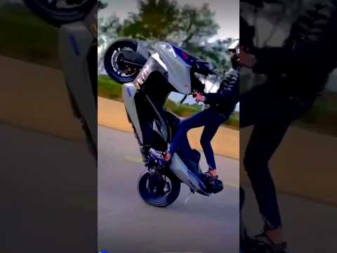 ديدين كلاش على الدرجات النارية 2023 درجات ناريه Bmw