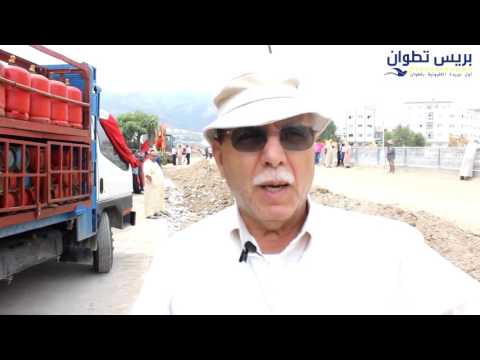 عمال محطة وقود الردام يحتجون