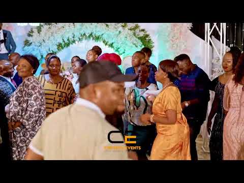 Rangi Ya Chungwa Yawapagawisha Waalikwa Himayani