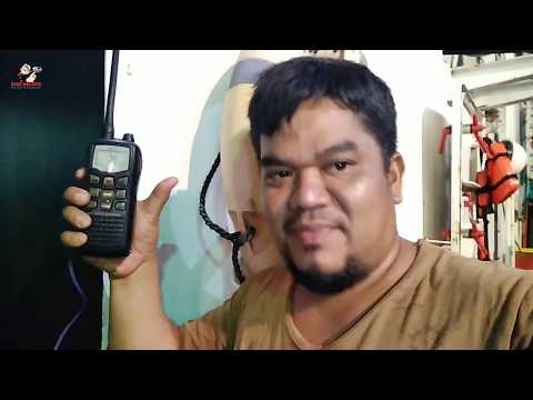 BEGINILAH PROSES SANDARKAN TONGKANG BATU BARA DI MALAM HARI KE KAPAL BULK CARRIER