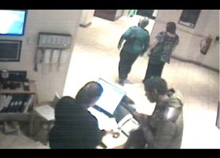  Chilling Moment Somali Prostitution Gang Checks In Hotel Before Rapping In A Room