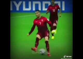 كرستيانو رونالدو لعبهم طوبة