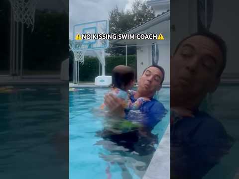 LITTLE GIRL TRIES TO KISS THE SWIM COACH Swimusa Love Toddler LITTLE GIRL TRIES TO KISS THE SWIM COACH Swimusa Love Toddler