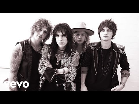 The Struts Kiss This Official Video